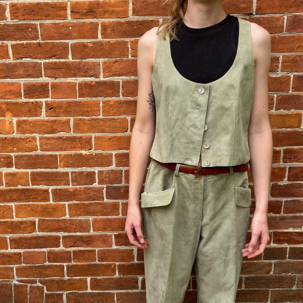 Chanel Goat Leather Silk Sage Green Women's Pantsuit Vest Set - Picture 3 of 16